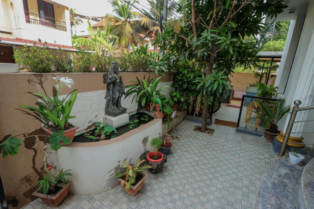Nalinam Homestay Тривандрум Экстерьер фото